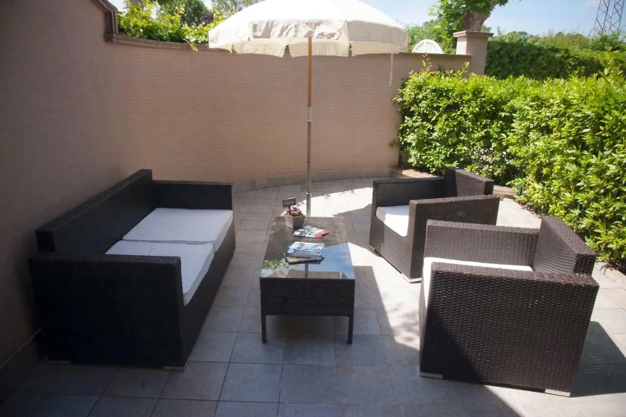 Cevoli Country Resort Lari